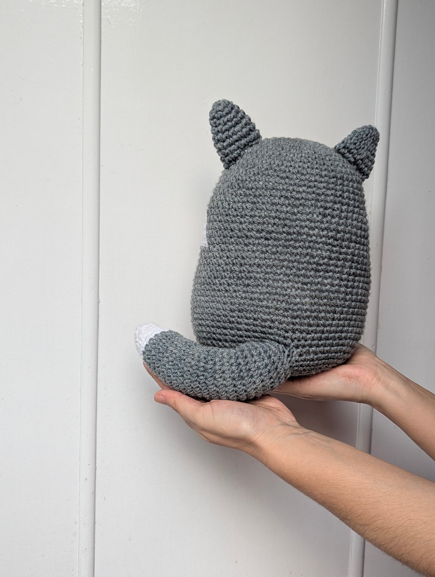 Luna the Husky Crochet Pattern