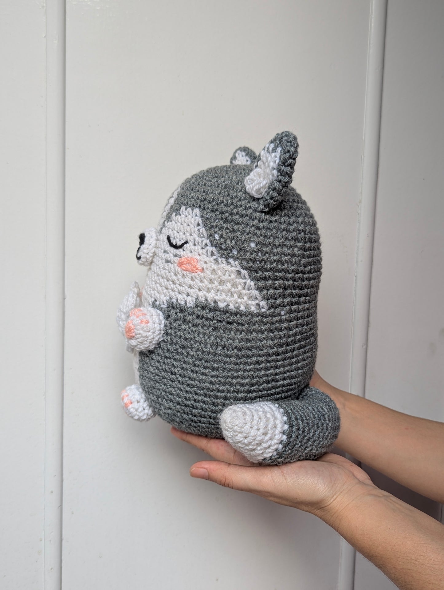 Luna the Husky Crochet Pattern