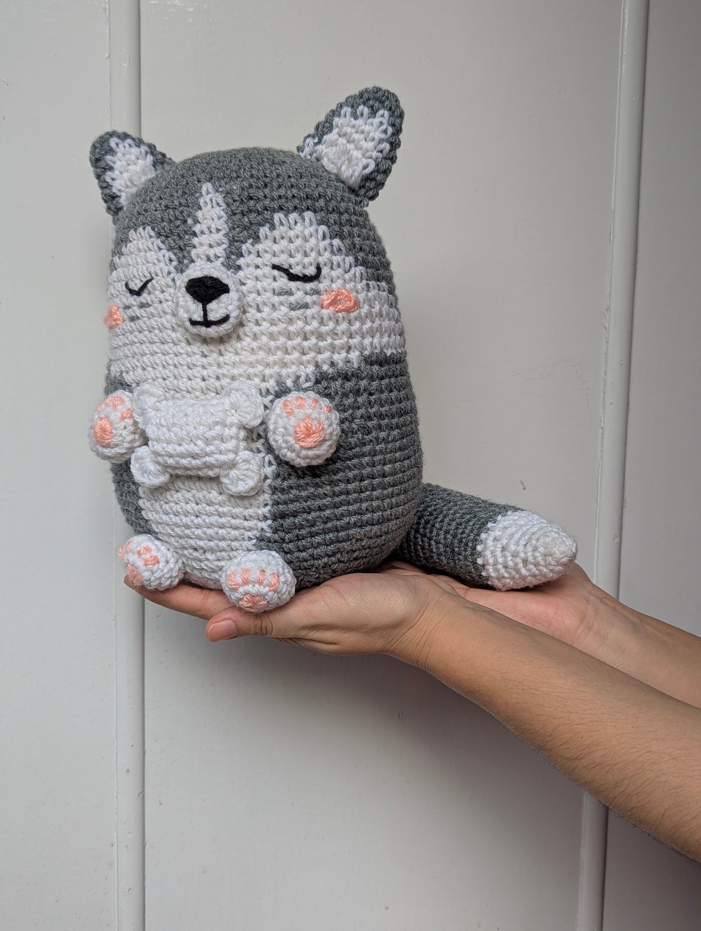 Luna the Husky Crochet Pattern